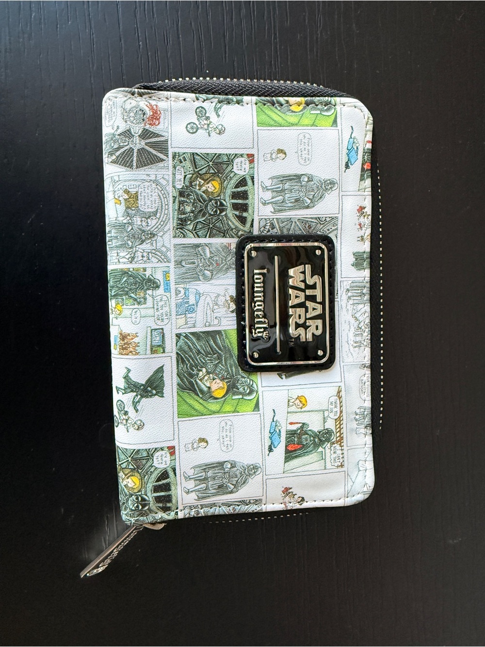 Loungefly Star Wars Comic Panel Zip Wallet in White, Black, Green